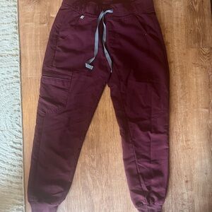 Women’s Maroon Figs Petite Joggers